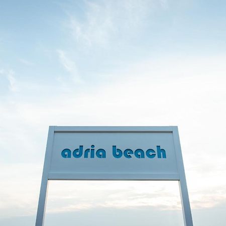 Adria Beach Hotel Alba Adriatica Exteriör bild